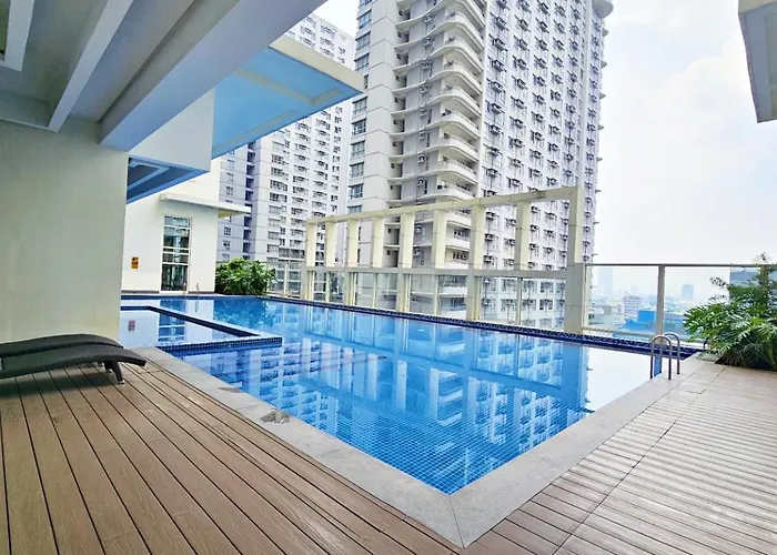아파트 Stylish And Spacious Unit In Makati With Fast Wi-fi 마닐라