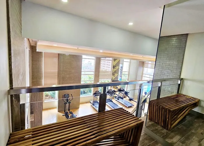아파트 Stylish And Spacious Unit In Makati With Fast Wi-fi 마닐라
