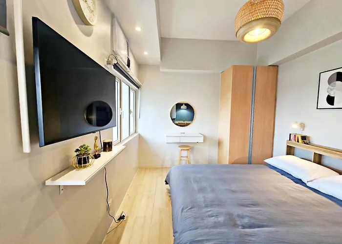 Stylish And Spacious Unit In Makati With Fast Wi-fi 아파트