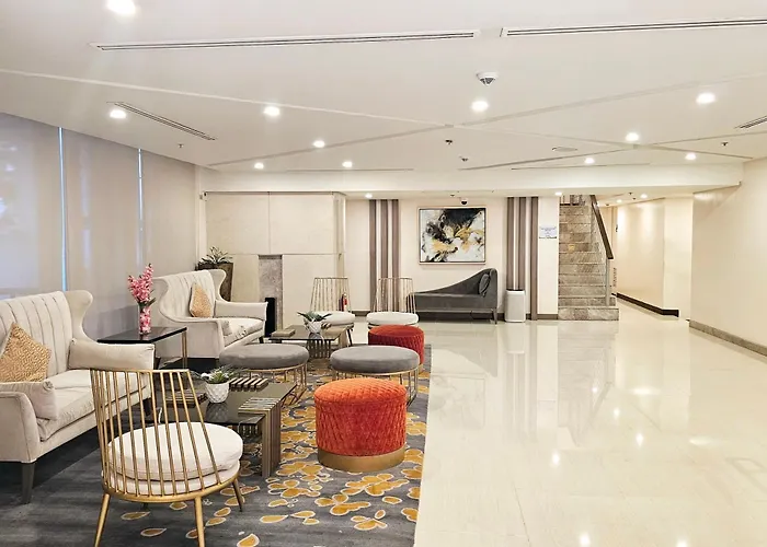 Stylish And Spacious Unit In Makati With Fast Wi-fi 마닐라